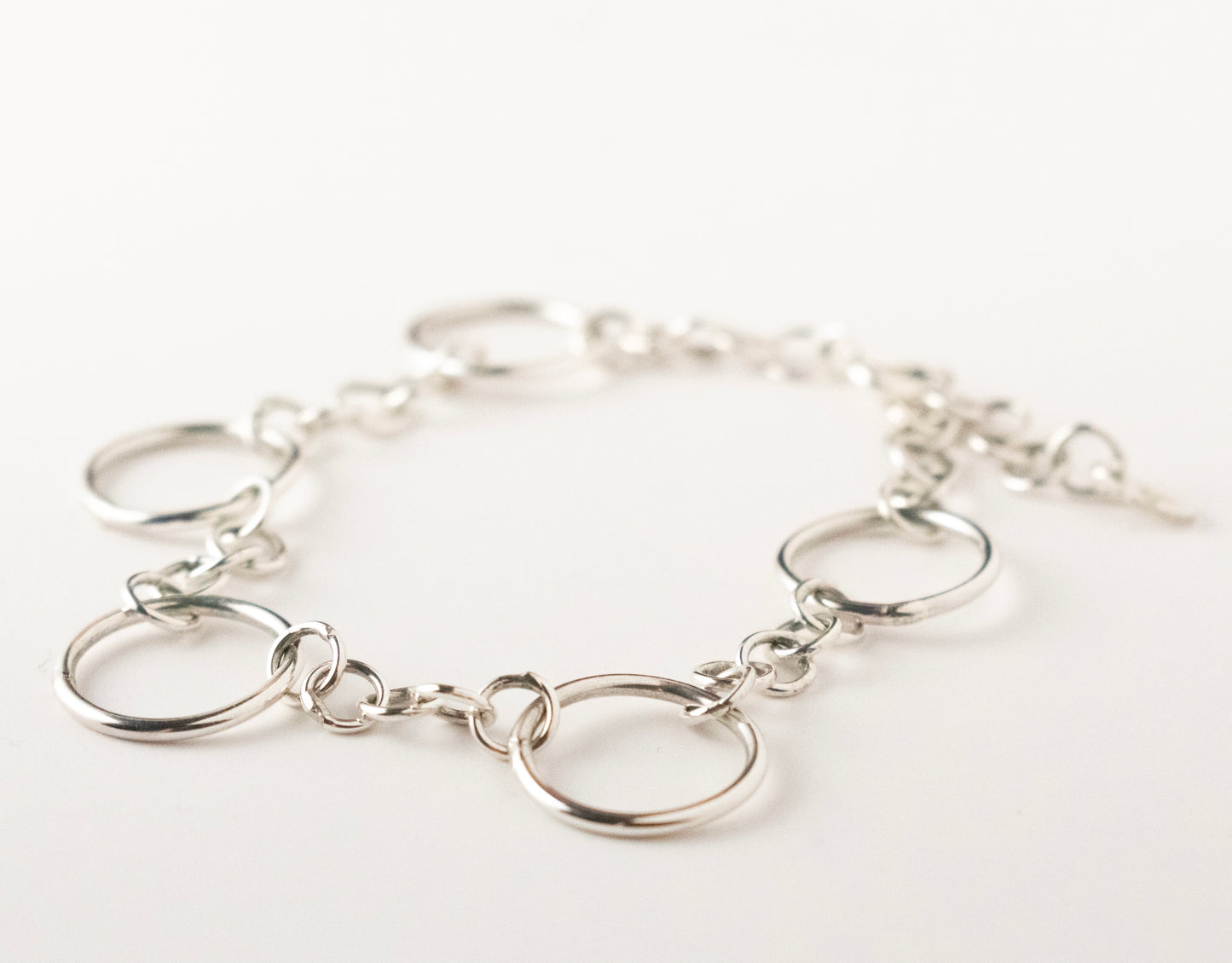 Round Link Bracelet