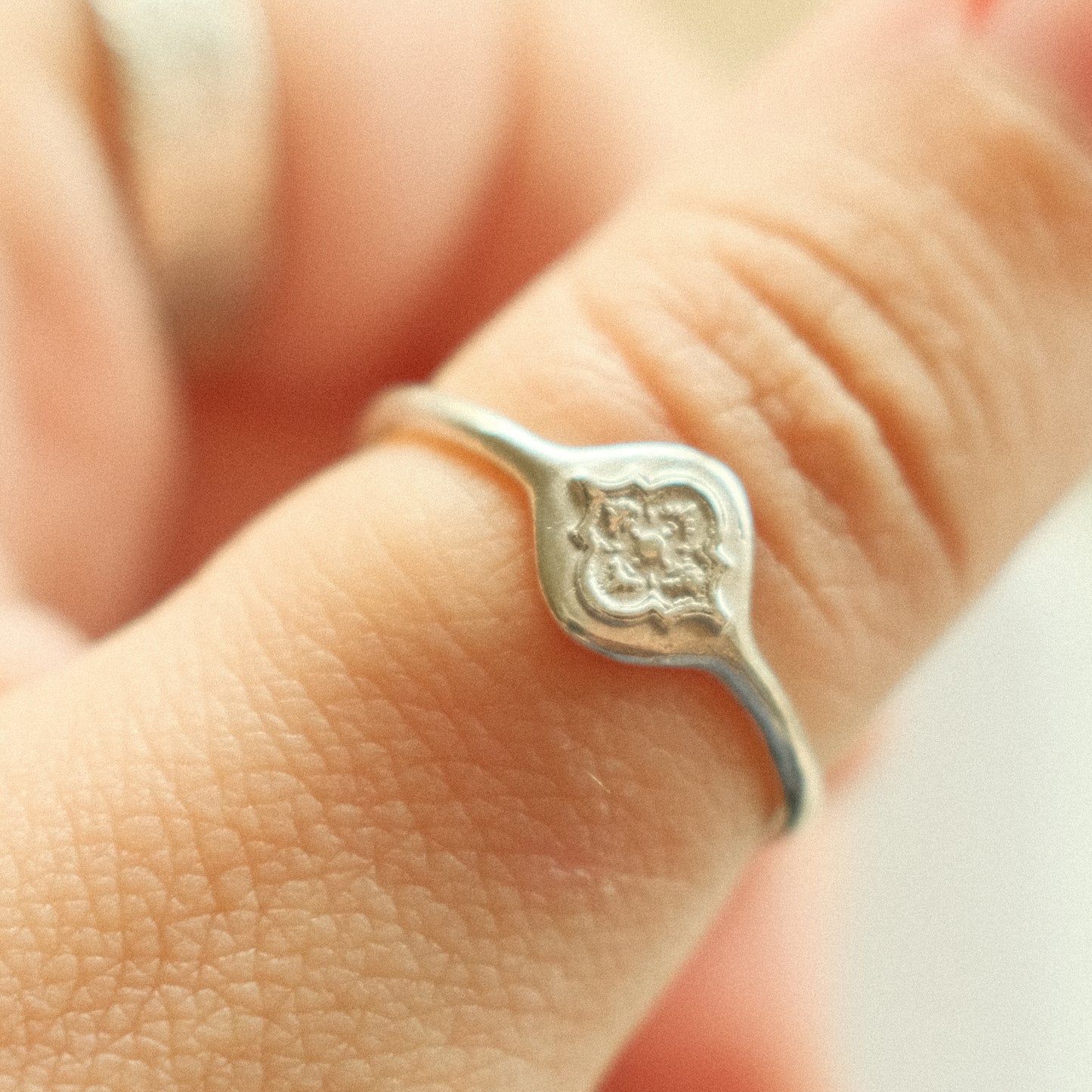 Motif Pinky Ring